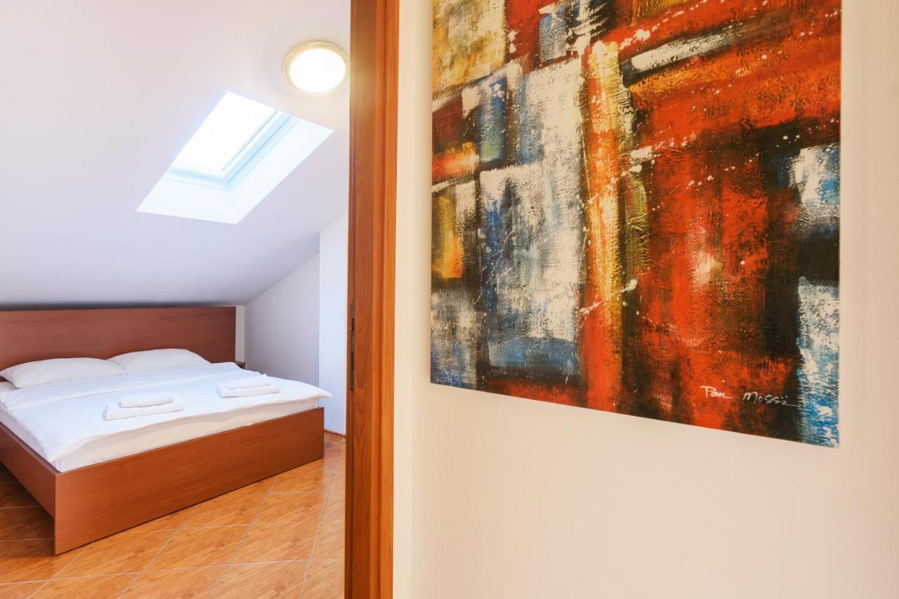 Apartmani "Jadran" 帕格 外观 照片